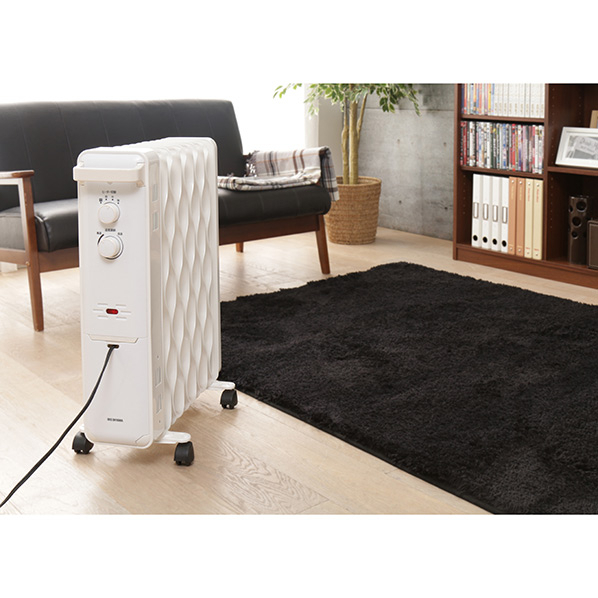 アイリスオーヤマ ウェーブ型オイルヒーター KWOH-120C-W（ホワイト