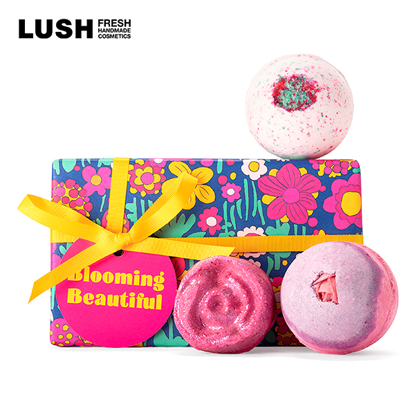 LUSH ラッシュ ブルーミングビューティフル ギフト 浴用入浴剤の商品画像