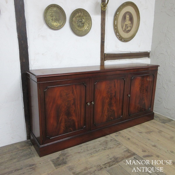  England antique furniture sideboard cabinet display shelf cupboard wooden mahogany Britain SIDEBOARD 6554d