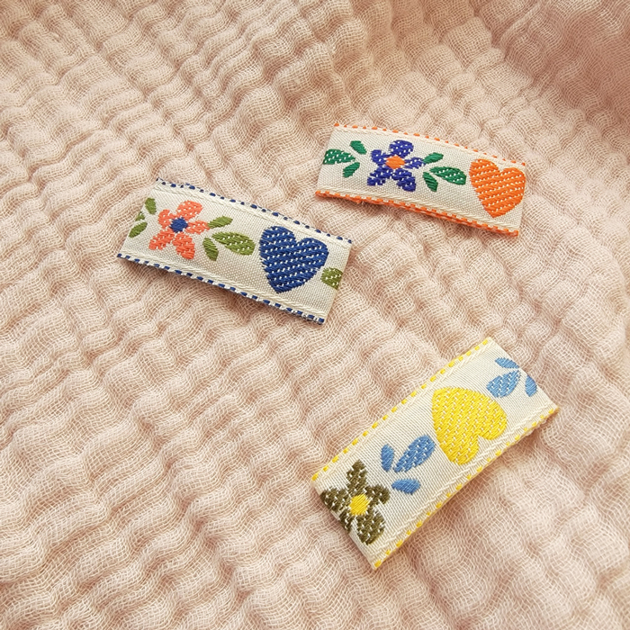 ヘアクリップ キッズ 女の子 ベビー フラワーモチーフ ヘアピン