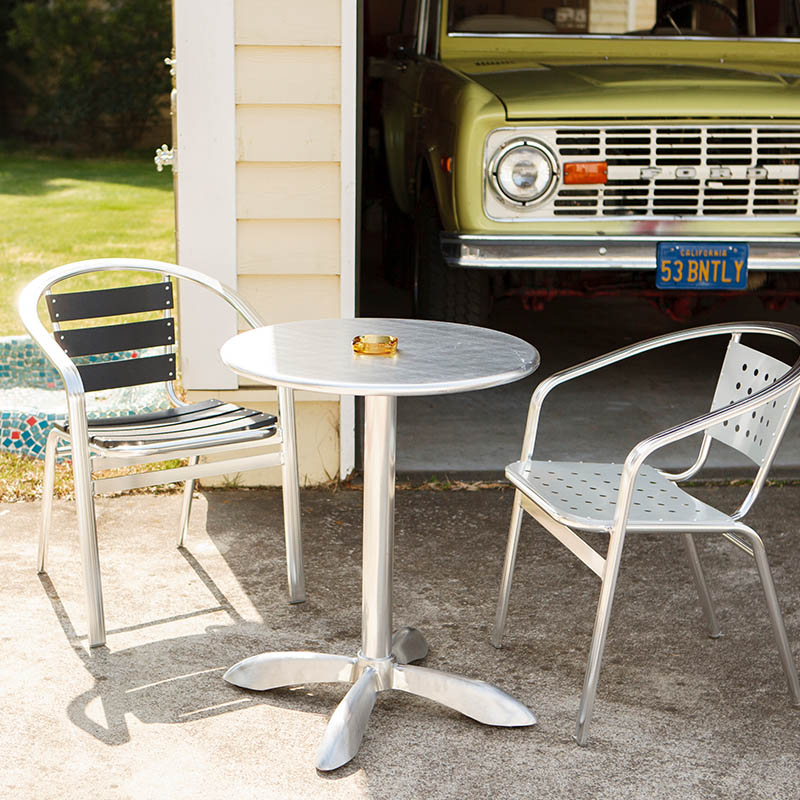 DULTON Dulton ALUMINUM ROUND TABLE 60 aluminium раунд стол 60 in пыль настоящий сад балкон 