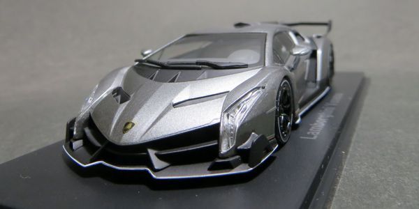 京商 1/18 ランボルギーニ ヴェネーノ グレー/レッドライン 京商 ランボルギーニ ヴェネーノ （グレー/ホワイトライン） （1/43