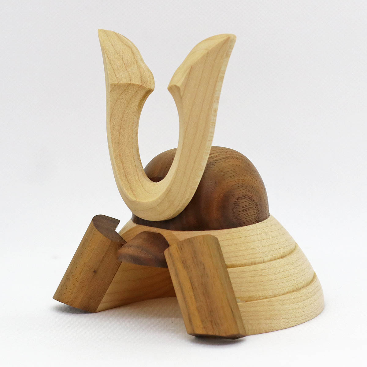 五月人形 兜 木製兜飾り 木製 無垢材の兜 Muku むく 大鍬形 高級木材使用台屏風 弓 太刀セット コンパクト おしゃれ Gowd Mwm N W11 雛人形 五月人形 こいのぼりの丸富 通販 Yahoo ショッピング