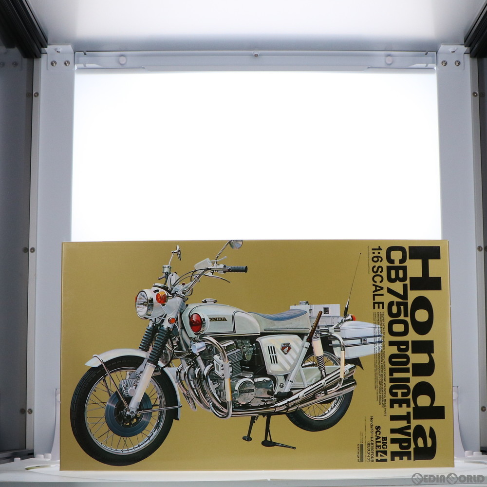 タミヤ Honda ドリーム CB750 FOUR （ポリスタイプ） （1/6スケール