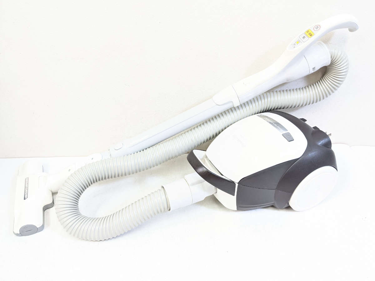 Panasonic 紙パック式掃除機 パナソニック 型式MC-PKL16A-W