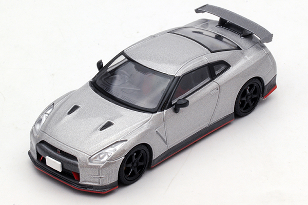 トミーテック LV-N100b GT-R nismo （銀） （1/64スケール トミカ