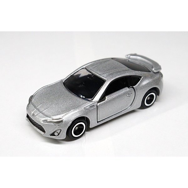 No.46 トヨタ 86 （初回特別仕様） （1/60スケール トミカ 450252）