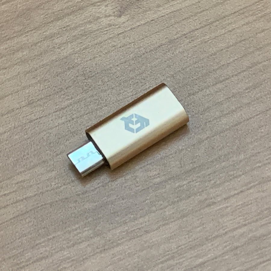 iPhone для подсветка кабель - микро USB терминал . конверсионный адаптор x3 шт [ Gold ]