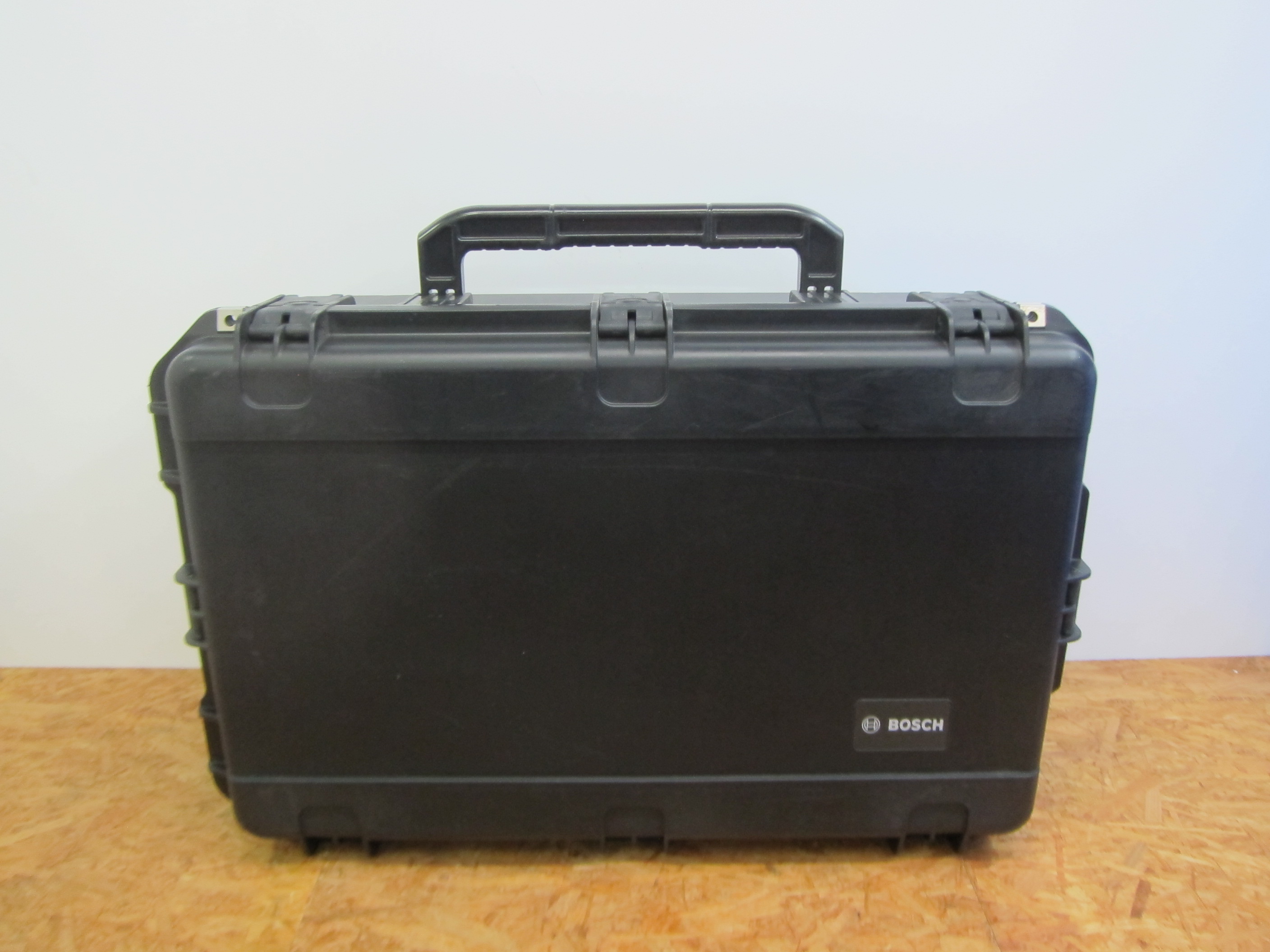 *BOSCH DCNM-TC black equipment transportation hard case military case trunk type machinery case *[HC434]