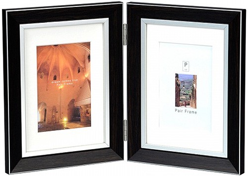 ダークブラウン