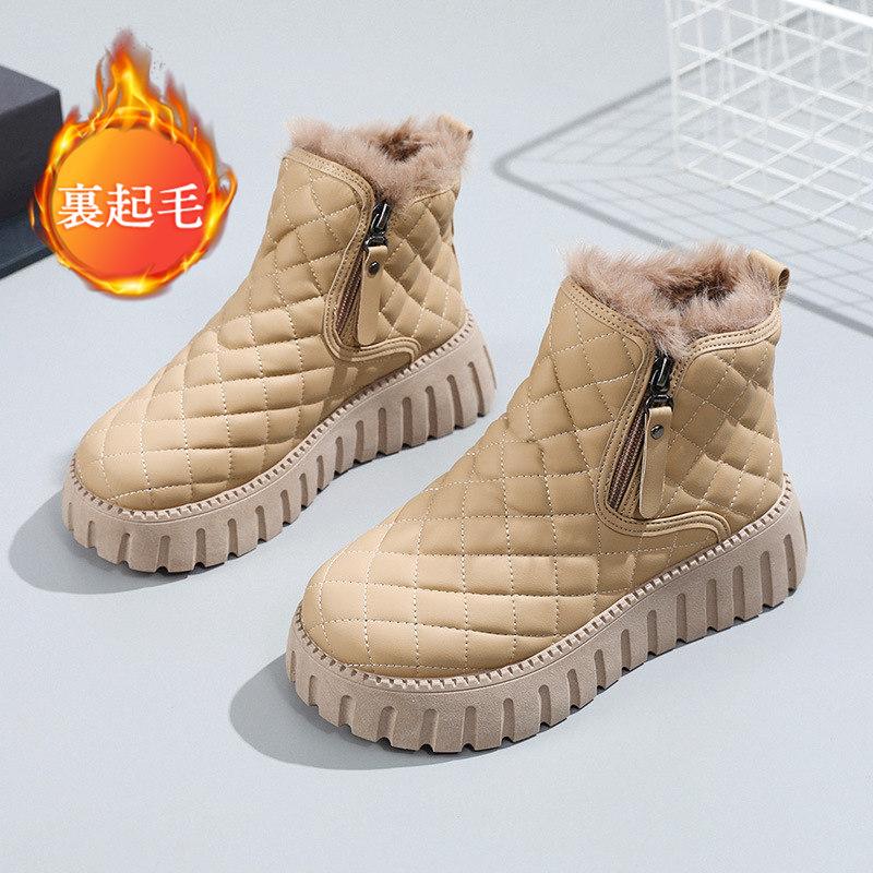  mouton boots snow boots lady's reverse side nappy warm boots stylish protection against cold ..... thickness bottom outdoor protection against cold guarantee . winter snow shoes boa boots 