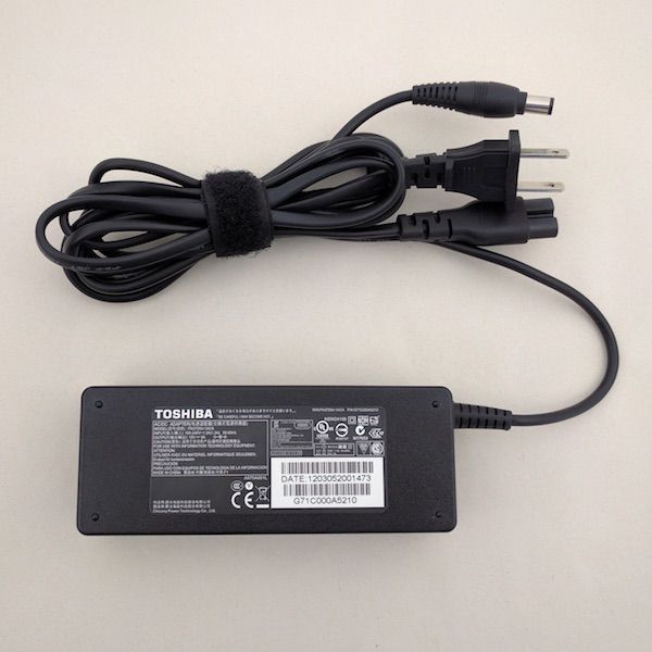  оригинальный Toshiba TOSHIBA AC адаптор 15V 5A 75W