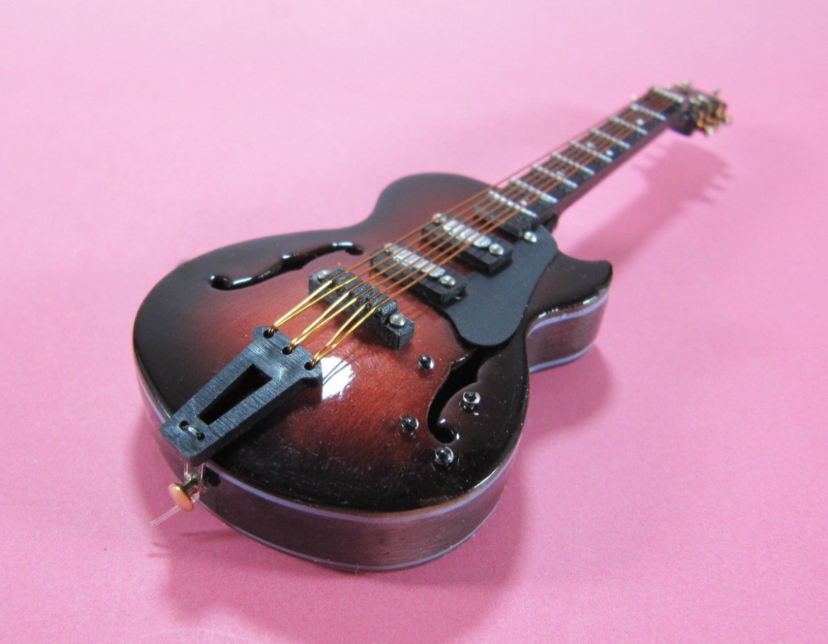 3D miniature musical instruments magnet [ electric guitar Gibson ] gift box attaching ( option )