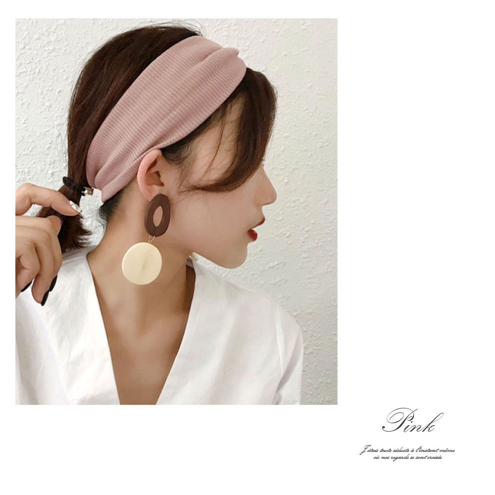 ヘアバンド レディース ねじれ シンプル クロス トップ ターバン風 ワイド 9色展開 ヘアターバン ヘアアクセサリー おしゃれ クロス ツイスト ターバン 幅広 H Ninon 通販 Yahoo ショッピング