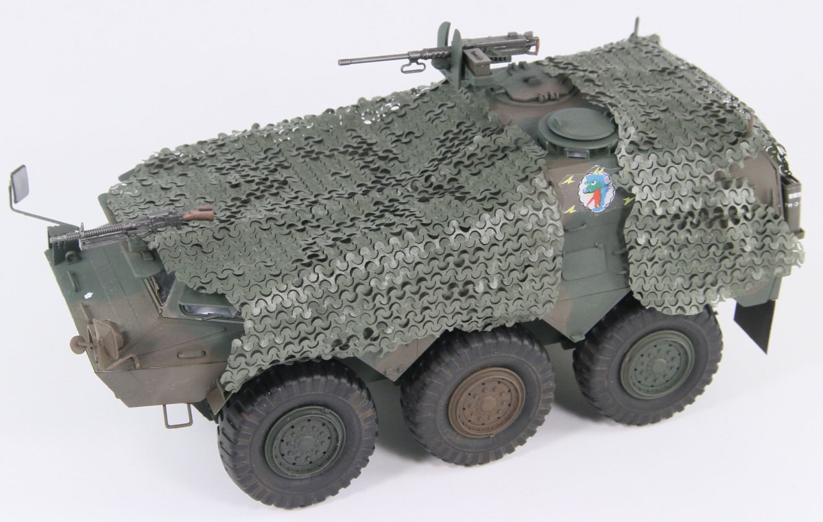 ピットロード 陸上自衛隊 82式 指揮通信車 カモフラージュネット付き