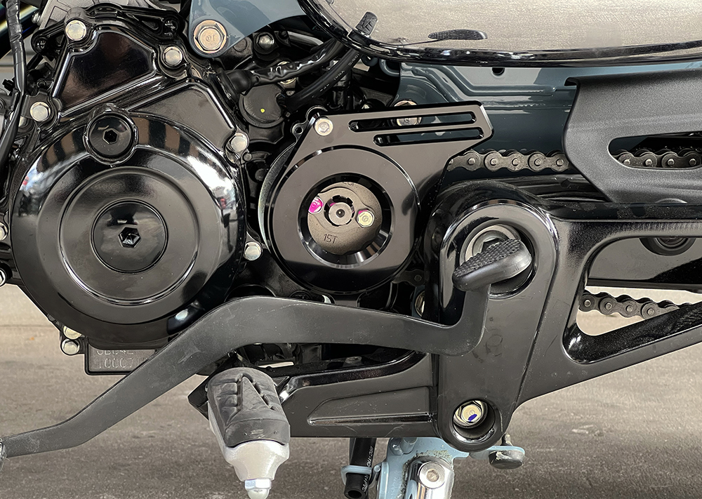 Dax125/ Dux 125 Hunter Cub /CT125 Monkey 125/Monkey125 ведущая звездочка покрытие чёрный SNIPERsnaipa-SP0161BK