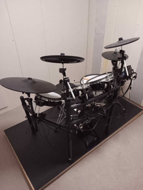 [ shop front exhibition goods * stock limit ]Roland Roland V-Drums electronic drum TD-27KV + MDS-Standard2 body only [ accessory optional ][ delivery installation free ][ outlet ]