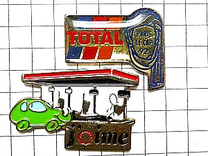  bargain pin badge 97025 green. car totaru kerosene . shell kerosene 2 piece * France limitation pin z* rare . Vintage thing pin bachi