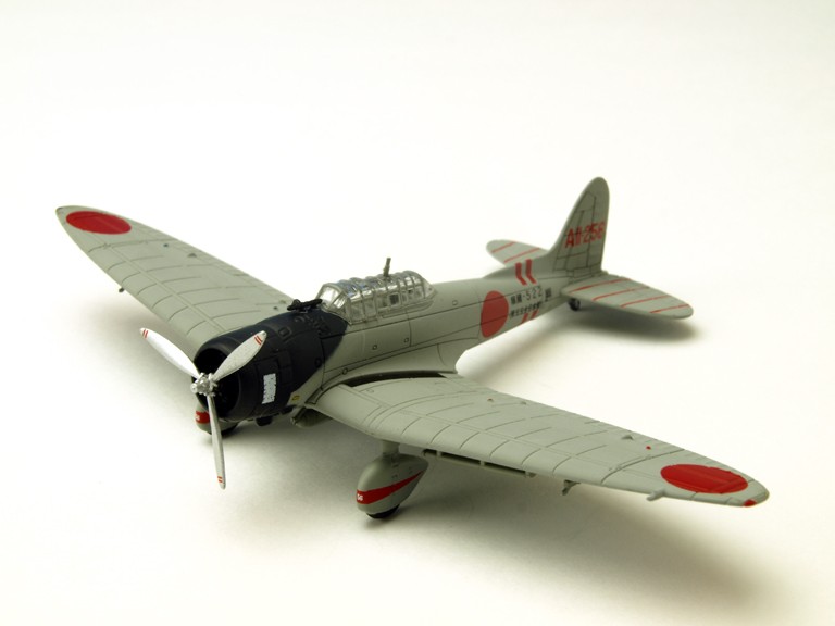 アヴィオニクス 愛知99式 艦上爆撃機11型 空母加賀 AII-256（1/144スケール ダイキャスト AV441008） ミリタリー模型の商品画像