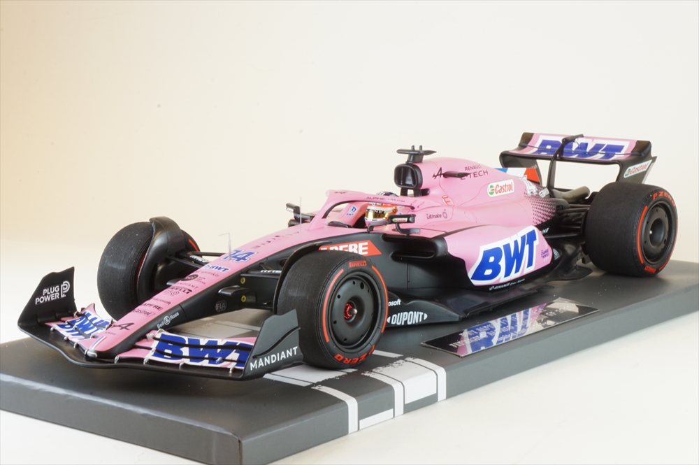 ミニチャンプス BWT アルピーヌ F1 チーム A522 フェルナンド