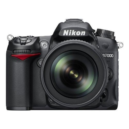 ニコン ニコンDシリーズ D7000 18-105 VR レンズキット デジタル一眼レフカメラの商品画像