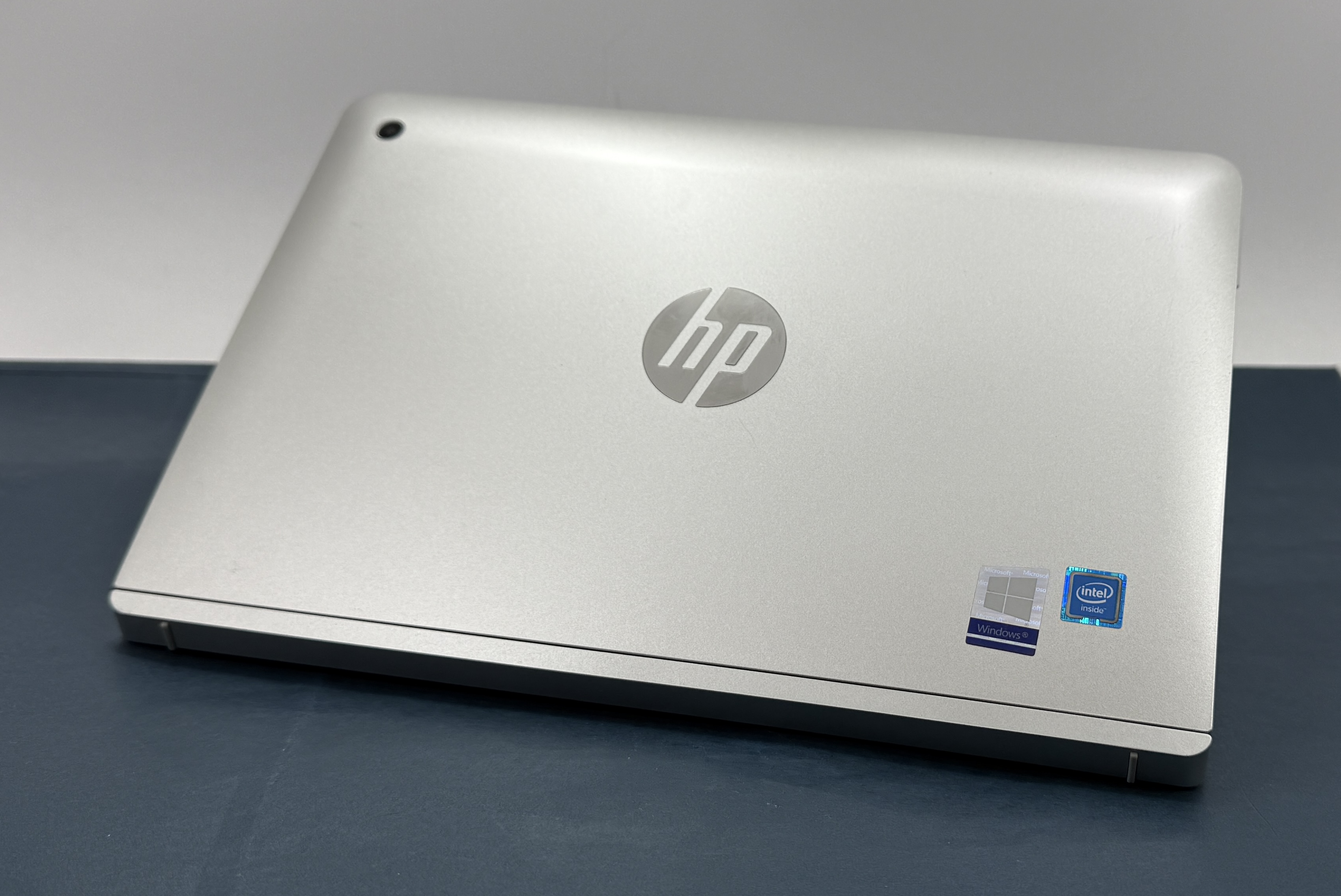  б/у планшетный компьютер, MS Office 2021, HP X2 10.1 type, Atom x5, камера, Windows 10, 62GB eMMC, Bluetooth б/у Tablet,