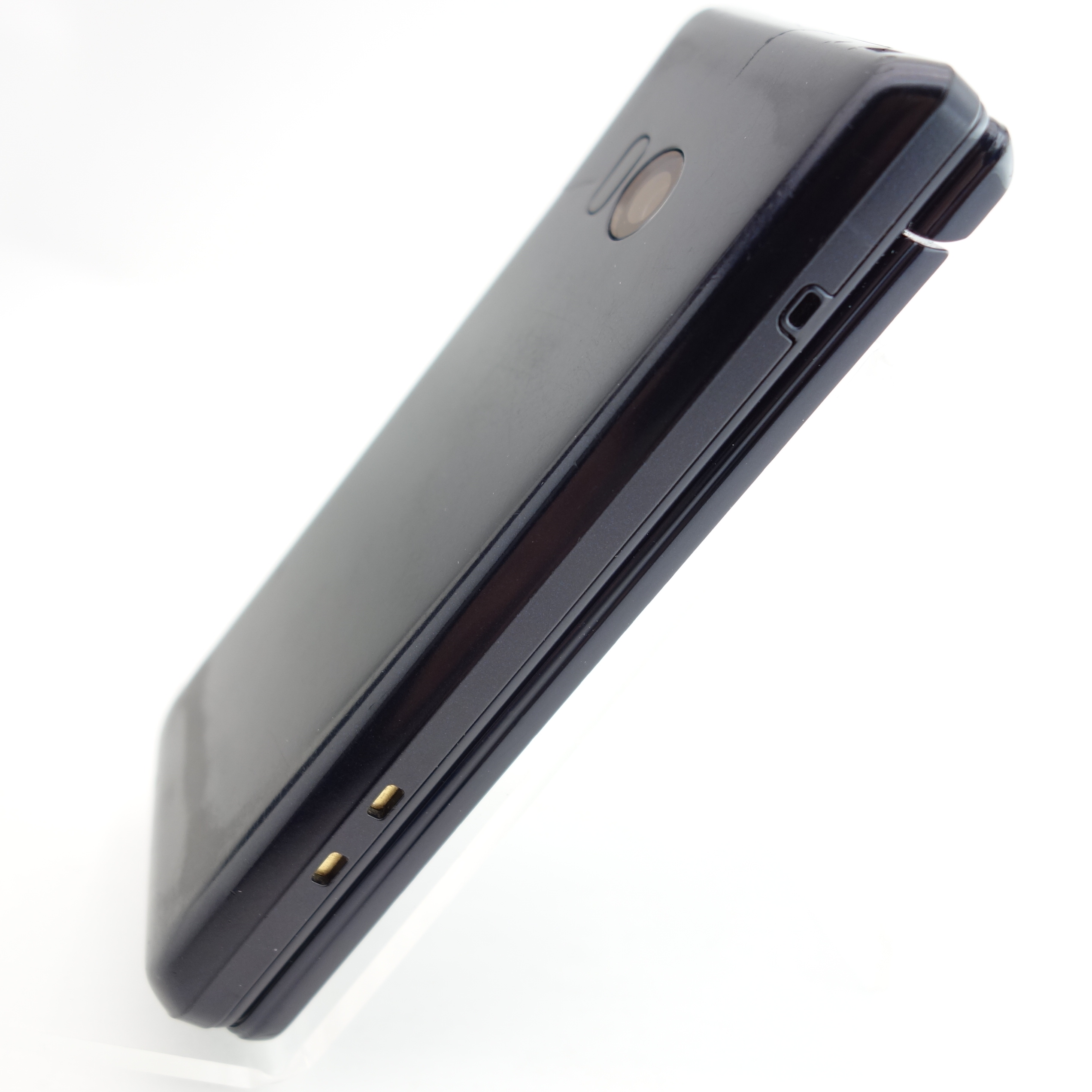 [SIM free ]AQUOS cellular phone SH-02L black docomo version SIM lock release goods 