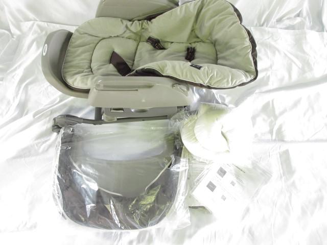 Combi コンビ ホワイトレーベル ネムリラ AUTO SWING BEDi おやすみ 