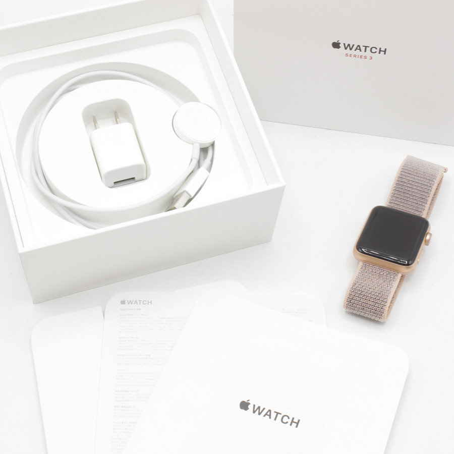 Apple Apple Watch Series 3 GPS＋Cellularモデル 42mm ゴールドアルミニウムケースとピンクサンドスポーツループ MQKT2J/A Apple Watch Apple Watch Series 3 スマートウォッチ本体の商品画像