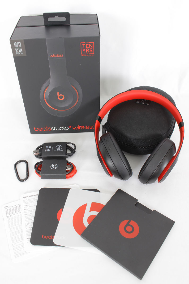Beats by Dr. Dre Beats Studio3 Wireless The Beats Decade Collection MRQ82PA/A （レジスタンス・ブラックレッド） Studio（Beats by Dr. Dre） ヘッドホン本体の商品画像