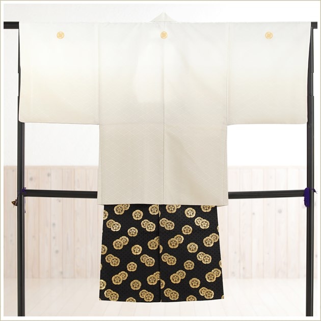  церемония окончания hakama в аренду мужчина mo206 перо тканый hakama . есть полный комплект популярный мужской свадьба Event современный retro белый × бежевый bokashi . чёрный золотой черепаха . hakama 