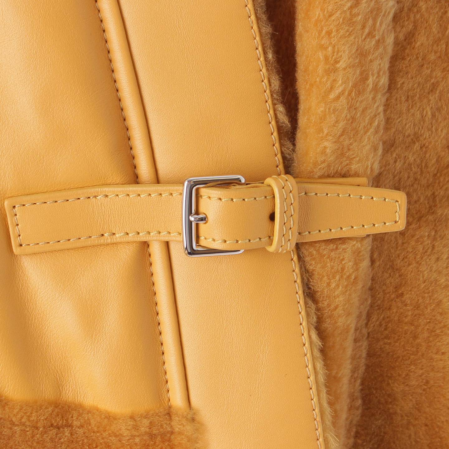 [ Hermes ]Hermes 17 год мутон × кожаный ремень длинное пальто Camel 36 [ б/у ][ стандартный товар гарантия ]202571