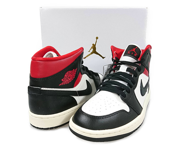 NIKE WMNS AIR JORDAN 1 MID 