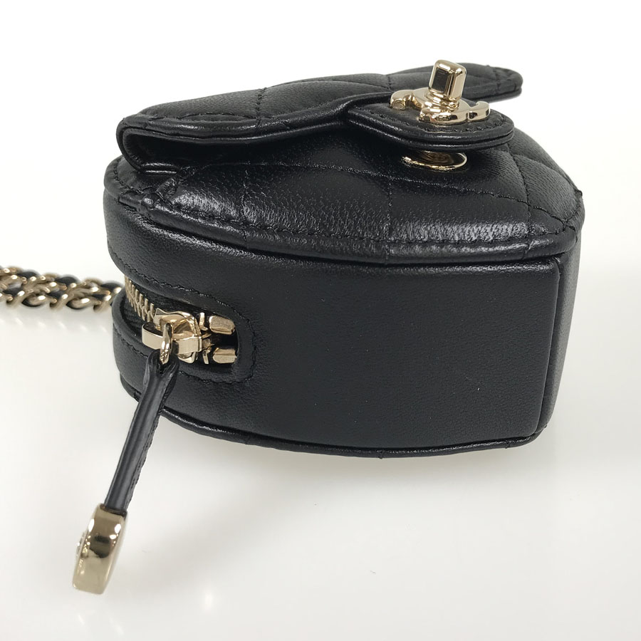  Chanel matelasse Mini pouch ssh[ used ]