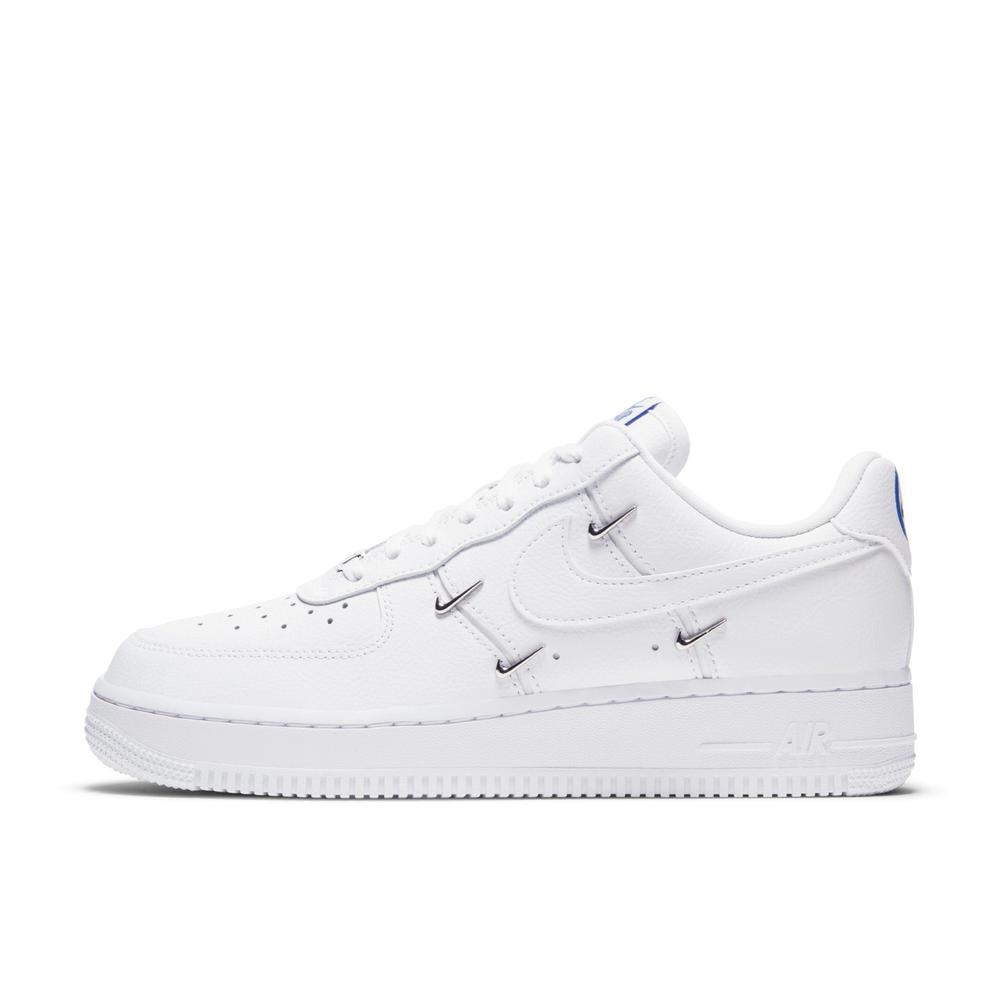 WMNS AIR FORCE 1 '07 LX "SISTERHOOD" CT1990-001 （ブラック/メタリックゴールド/ハイパーロイヤル/ブラック）の商品画像