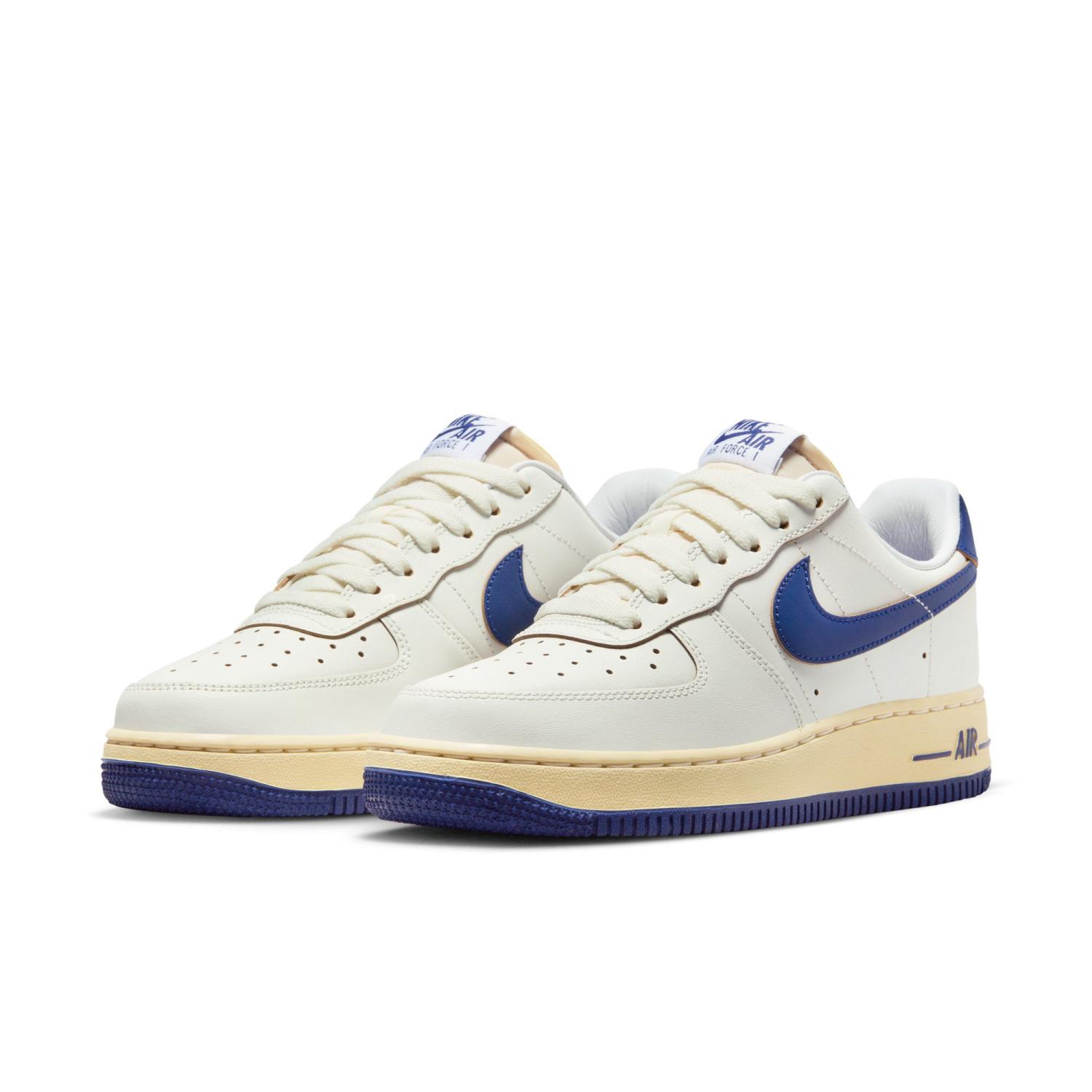 WMNS AIR FORCE 1 '07 "SAIL PALE VANILLA GOLD SUEDE DEEP ROYAL BLUE" FQ8103-133 （セイル/ペールバニラ/ゴールドスエード/ディープロイヤルブルー）の商品画像