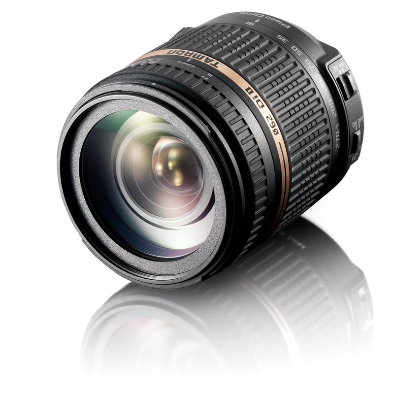 TAMRON タムロン 18-270mm F/3.5-6.3 Di II VC PZD （Model B008