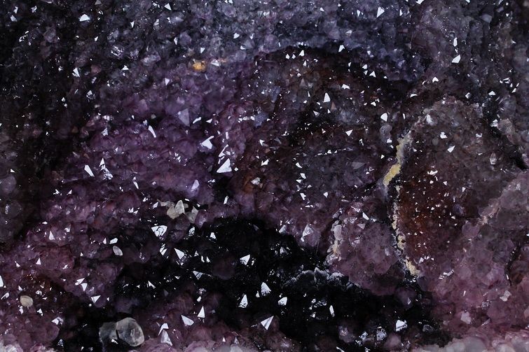 ☆セット割対象品！☆ 99Kg ブラジル産 アメジストドーム 天へ昇るかの