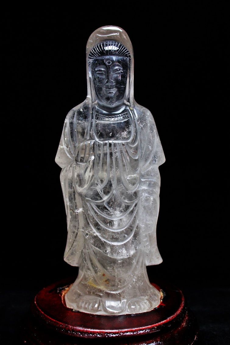 1.1Kg ヒマラヤ水晶観音 置物[S30-36]