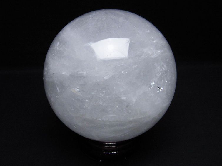 1.6Kg ヒマラヤガーデンクォーツ（庭園水晶） 丸玉 105mm [T296-1733]