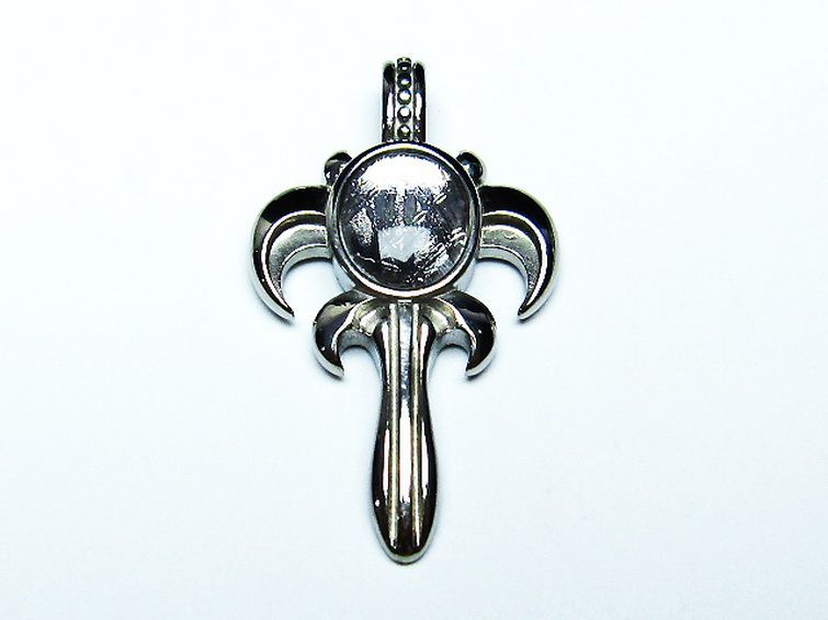 ギベオン メテオライト隕石 十字剣 ペンダント [T309-2385] 1枚目