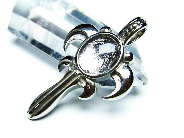 ギベオン メテオライト隕石 十字剣 ペンダント [T309-2385] 3枚目