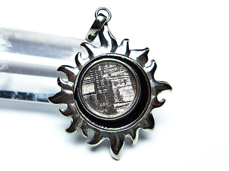 シルバーギベオン メテオライト 太陽型 ペンダント [T309-2488] 2枚目