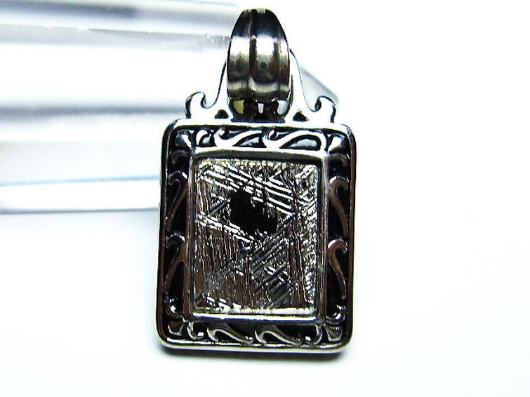 ギベオン メテオライト隕石 スクエア ペンダント [T309-2528] 2枚目