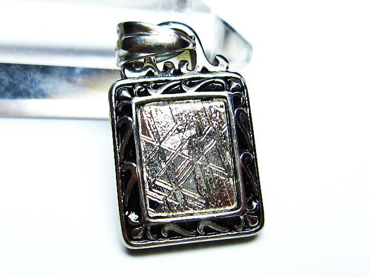 ギベオン メテオライト隕石 スクエア ペンダント [T309-2538] 2枚目