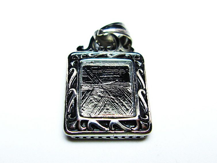 ギベオン メテオライト隕石 スクエア ペンダント [T309-2542] 1枚目