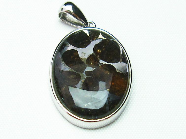 パラサイト隕石 かんらん石 ペンダント [T453-2673]