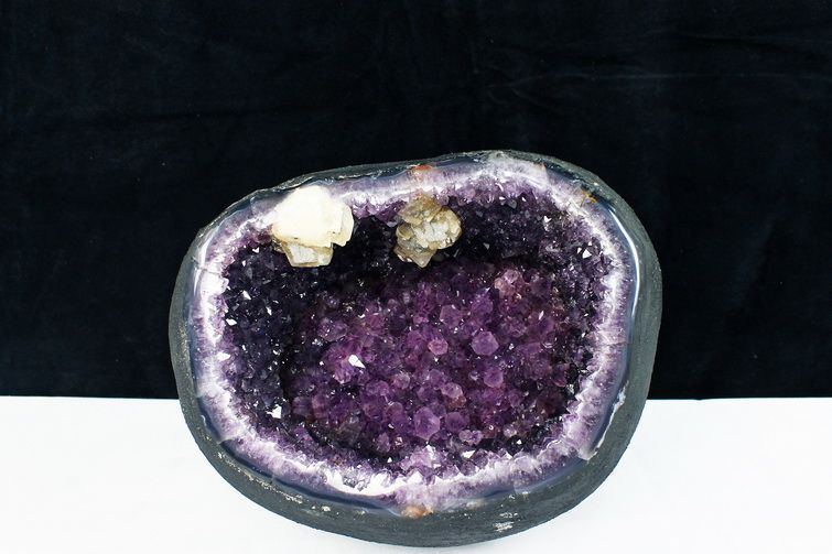 12.4Kg ウルグアイ産 サークルジオード カルサイト共生 アメジストドーム同梱不可[T466-1495] 1枚目