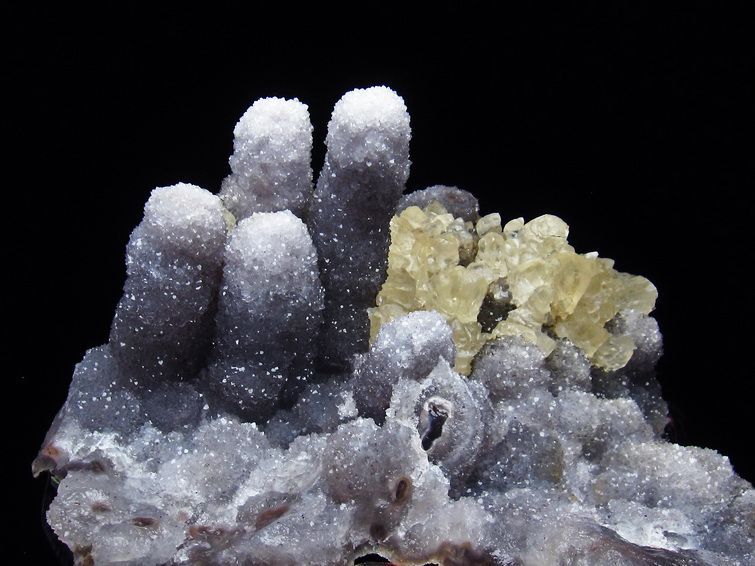 6.8Kg フラワーアメジストクラスター カルサイト共生[T504-6630]