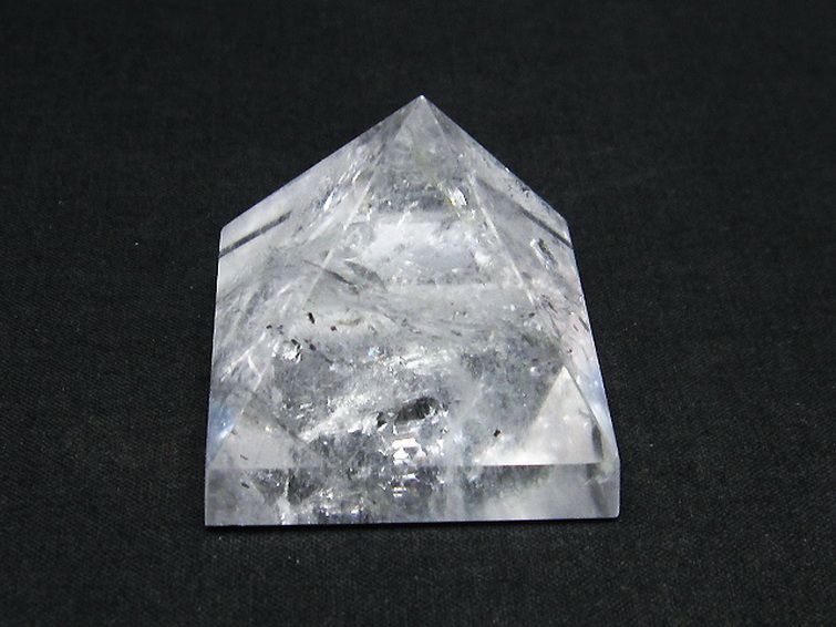 ヒマラヤ水晶ピラミッド[T600-1809] 1枚目